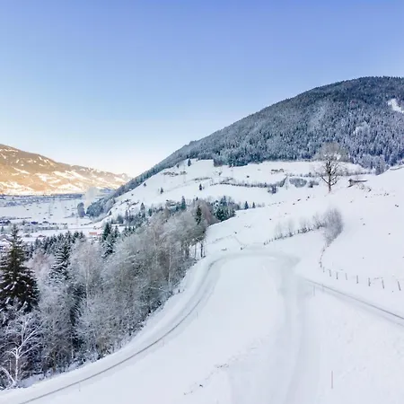 別荘 Hoferlitzlhubgut ミッタージル